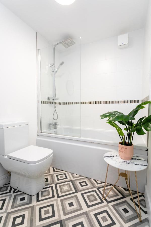 Fab 2Bedroom Apartment- Free Parking, 5Mins From City Centre, Portland Rd Ne2 1Dj Newcastle Upon Tyne Esterno foto